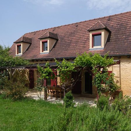 La Maison De Jennie Saint-Andre-d'Allas Екстериор снимка